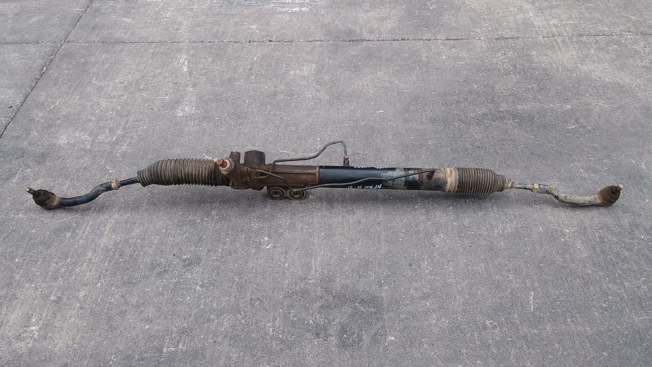 Cremallera de direccion nissan np300