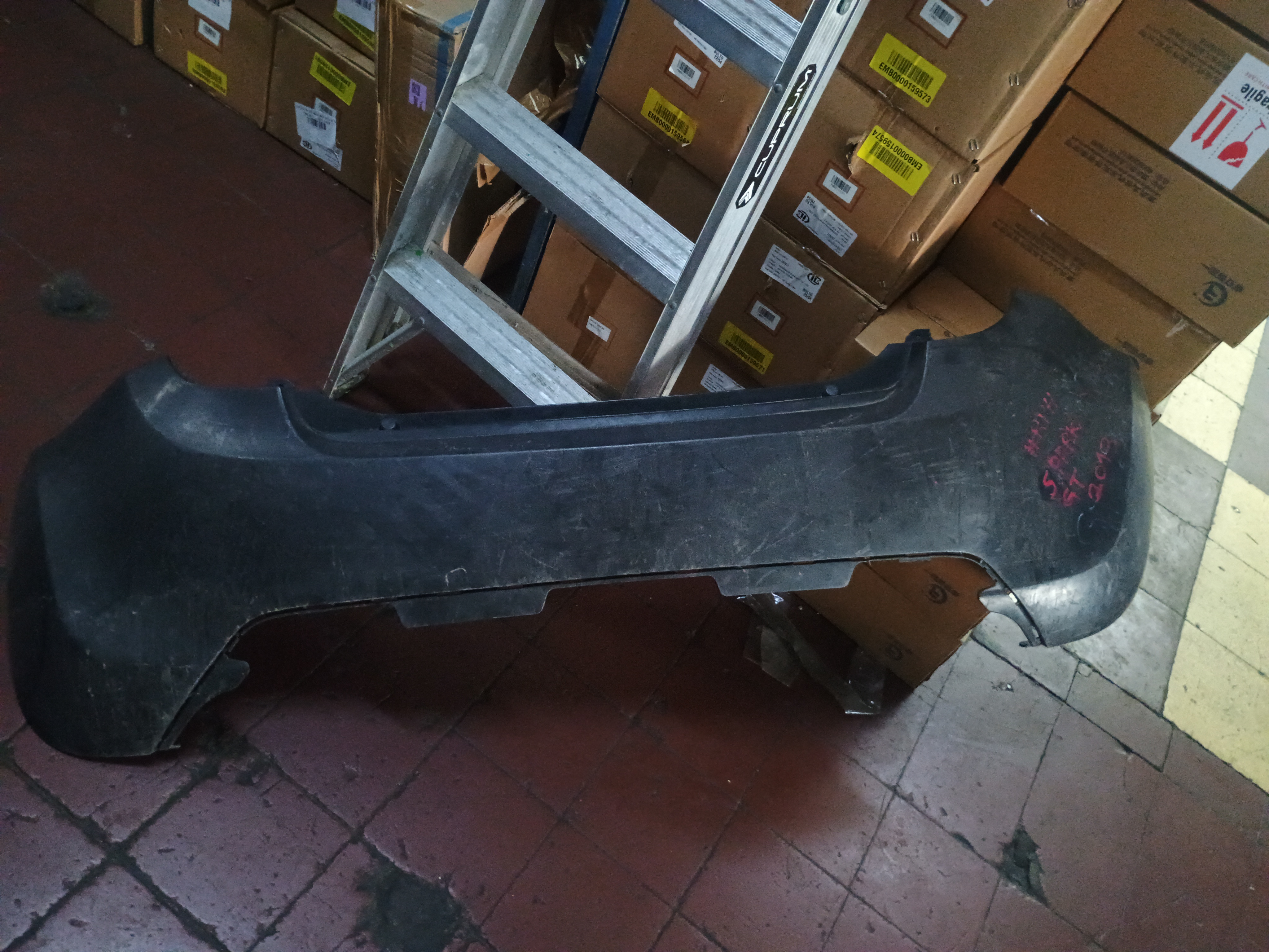 Parachoque trasero chevrolet spark gt 2013 2014 2015 2016 2017 2018