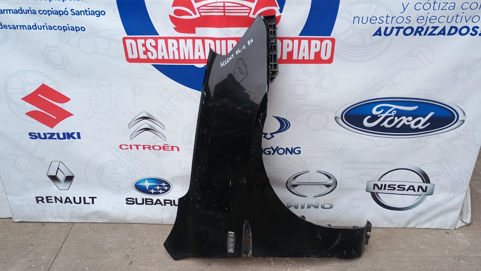 Tapabarro derecho hyundai accent 2006 2007 2008 2009 2010 2011