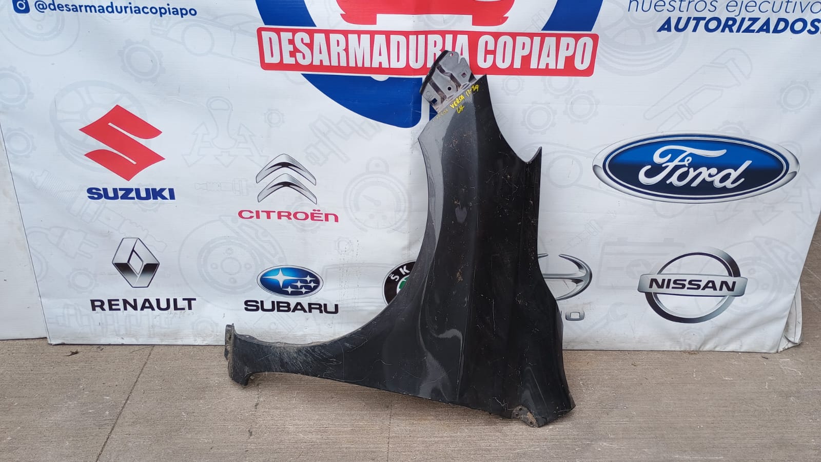 Tapabarro izquierdo nissan versa 2012 2013 2014 2015 2016 2017 2018 2019
