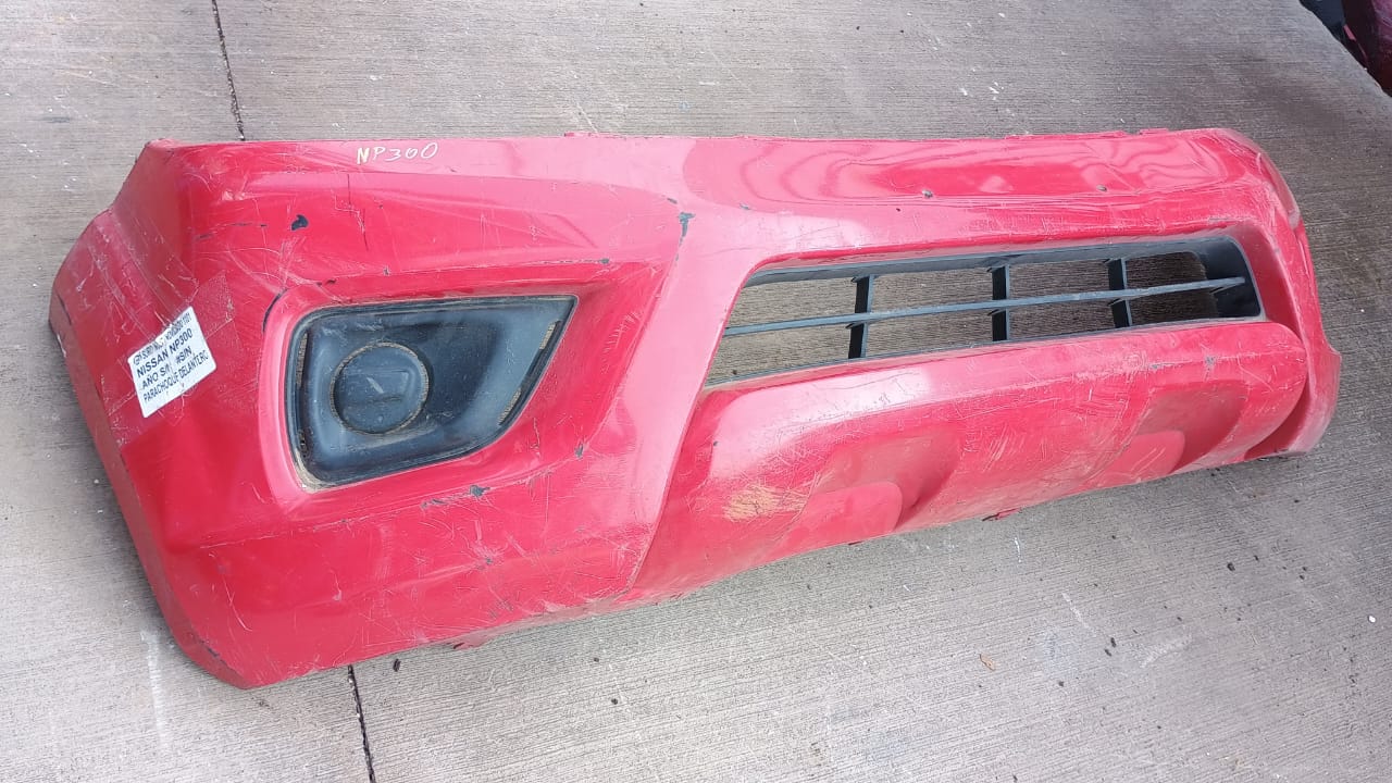 Parachoque delantero nissan np300 2015 2016 2017 2018 2019 2020