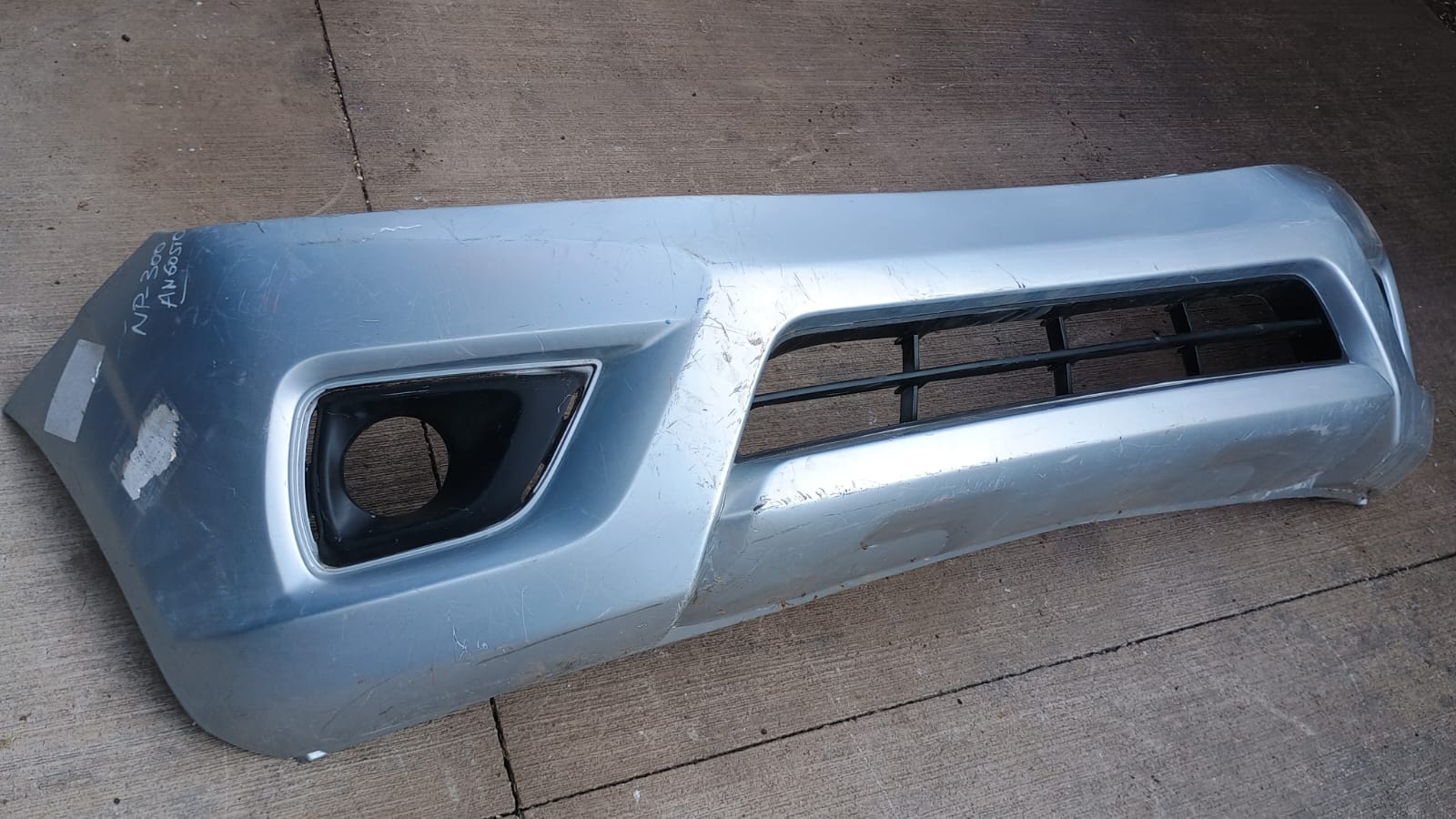 Parachoque delantero nissan np300 2015 2016 2017 2018 2019 2020