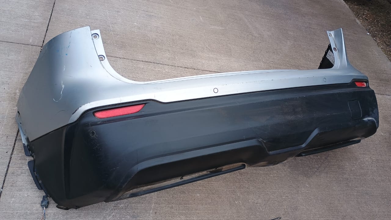 Parachoque trasero nissan qashqai 2018 2019 2020 2021