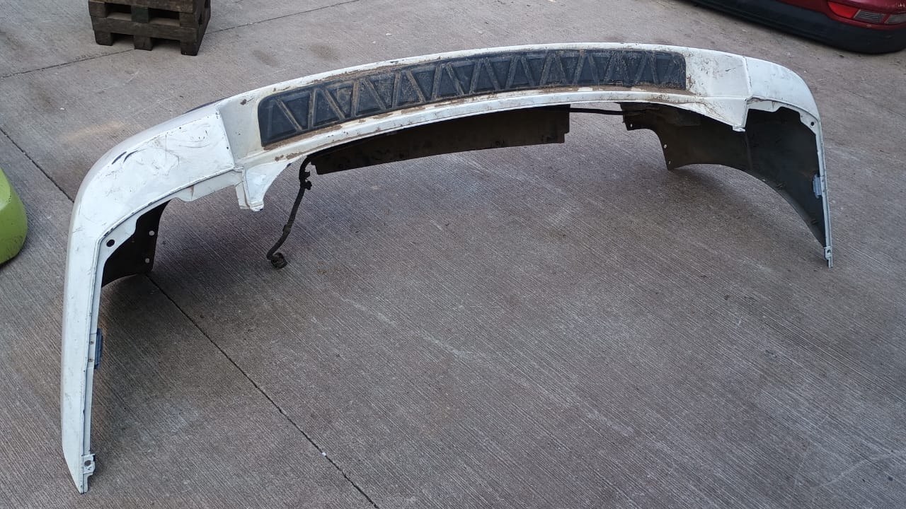 Parachoque trasero hyundai h1 2013 2014 2015 2016 2017 2018