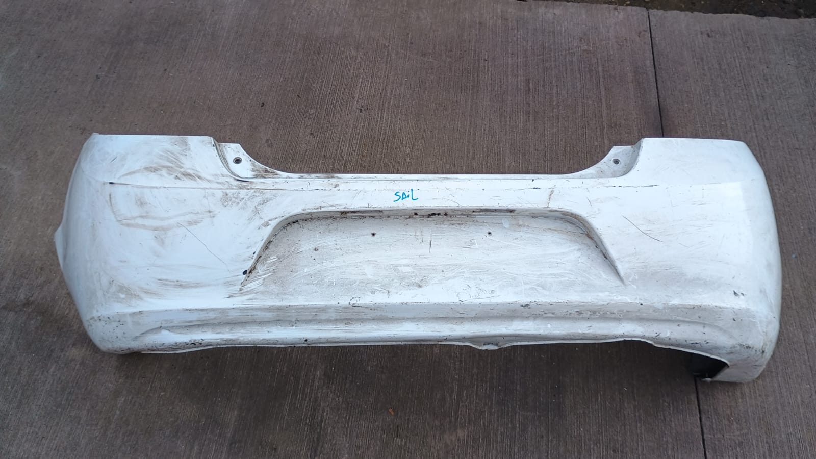 Parachoque trasero chevrolet sail 2010 2011 2012 2013 2014 2015 2016 2017