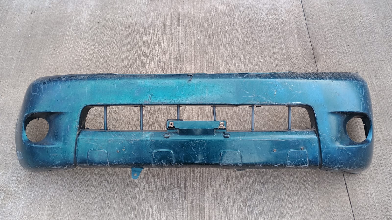 Parachoque delantero toyota hilux 2007 2008 2009 2010 2011
