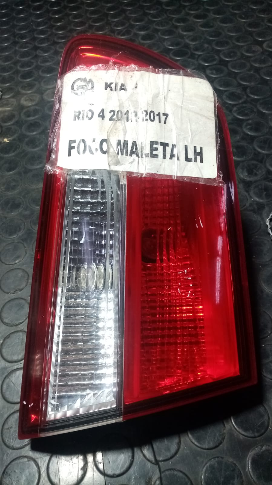 Foco maleta / portalon izquierdo kia rio 4 2012 2013 2014 2015 2016 2017