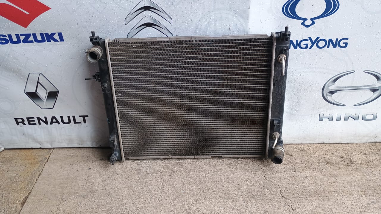 Radiador de agua nissan versa 2012 2013 2014 2015 2016 2017 2018 2019