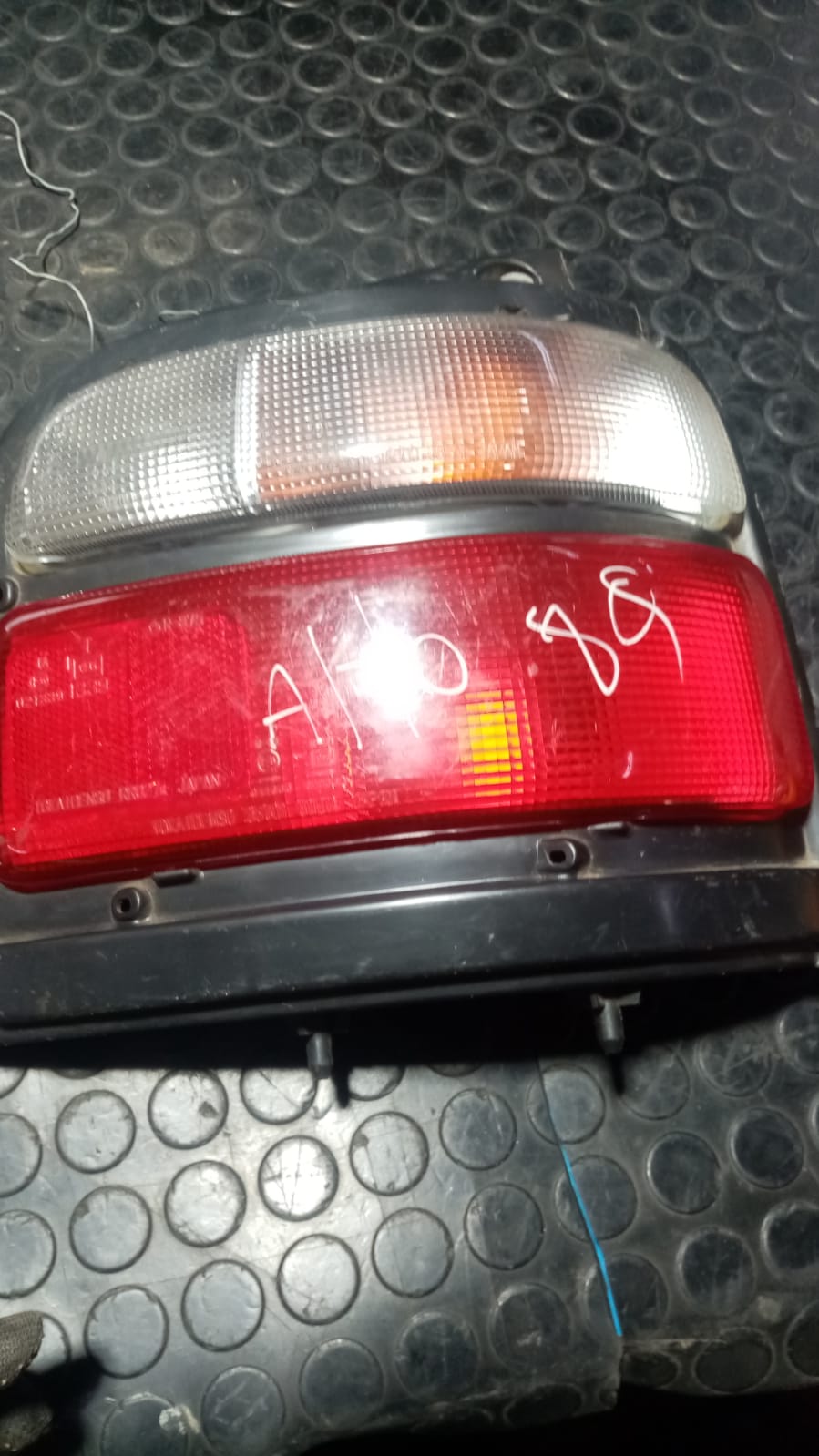 Foco trasero derecho suzuki alto 1989 1990 1991 1992 1993 1994 1995 1996