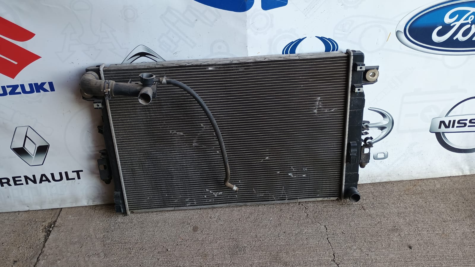 Radiador de agua nissan np300 2015 2016 2017 2018 2019 2020