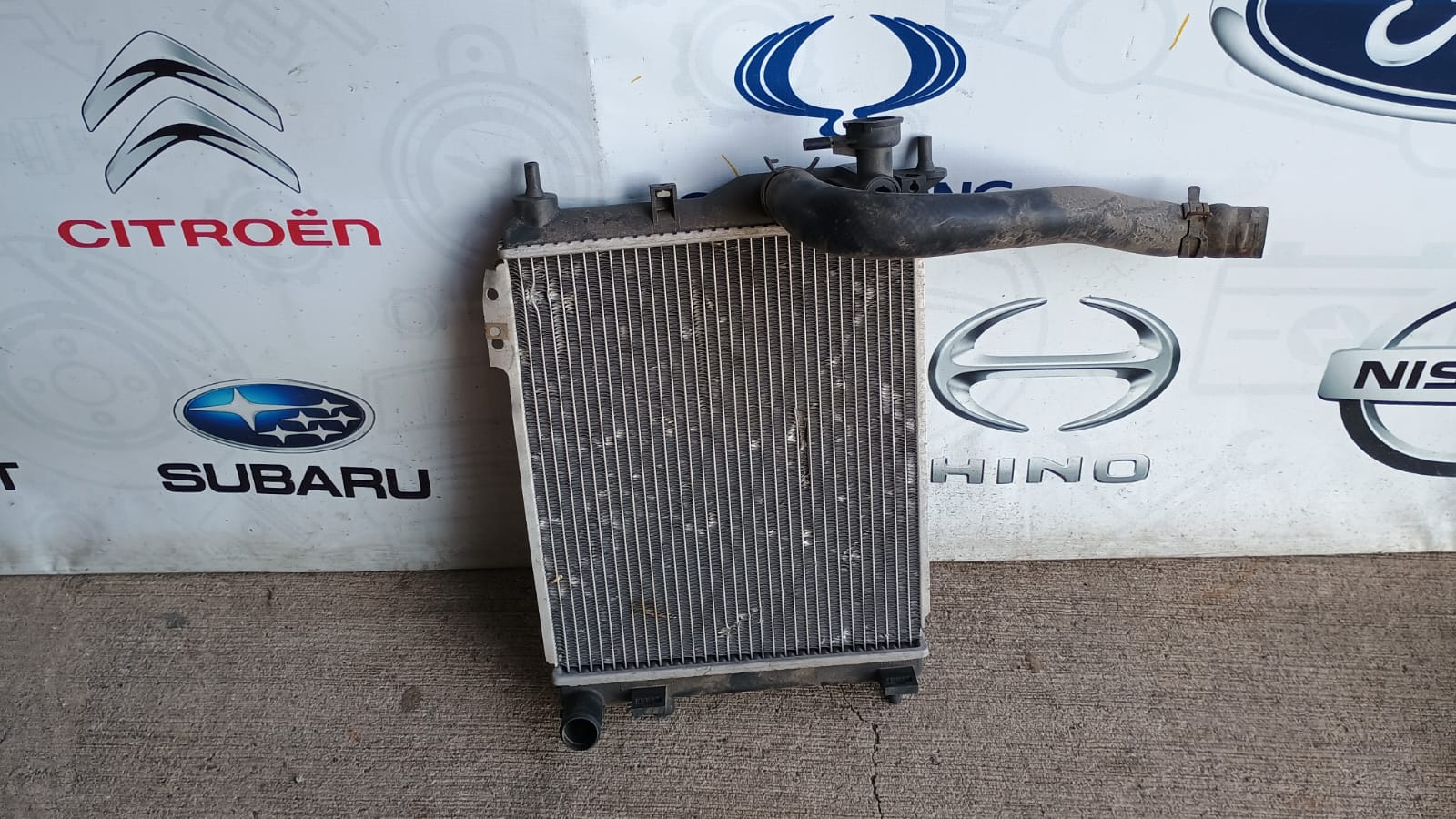Radiador de agua hyundai getz 2003 2004 2005 2006 2007 2008 2009 2010 2011 2012