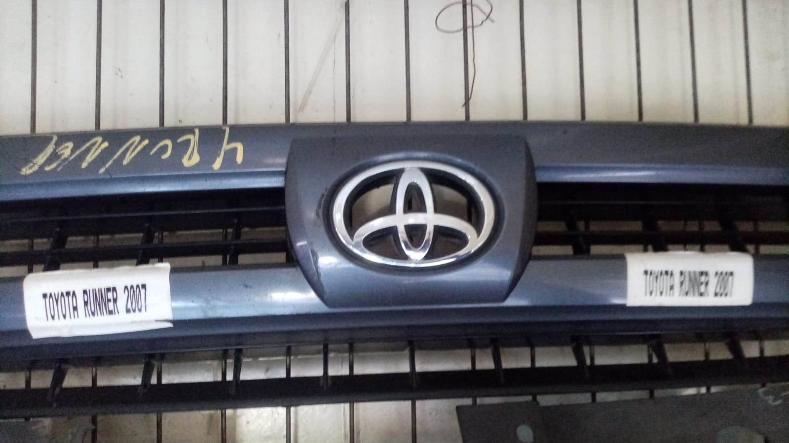 Mascara toyota 4runner