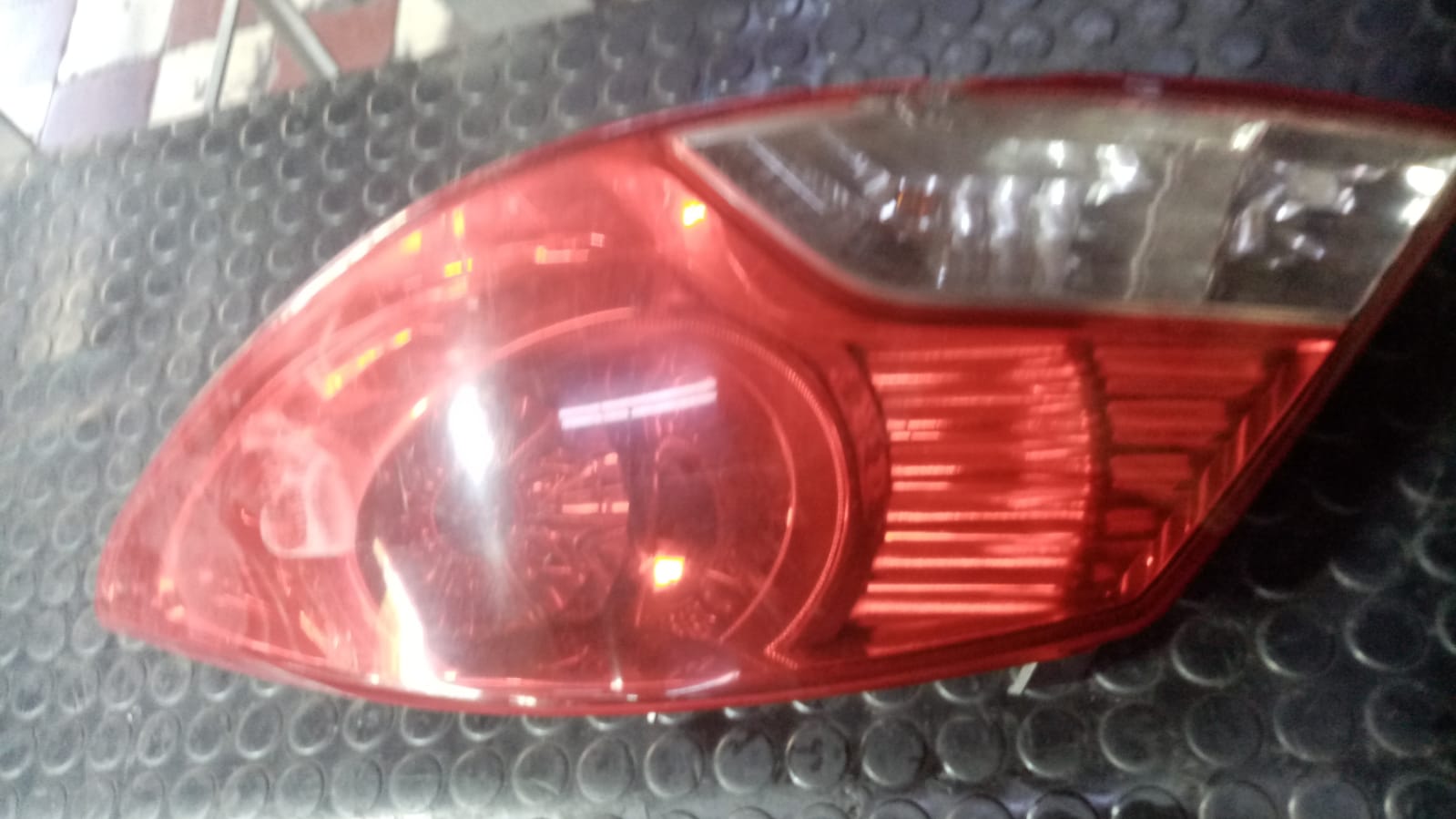 Foco trasero derecho hyundai accent rb 2012 2013 2014 2015 2016
