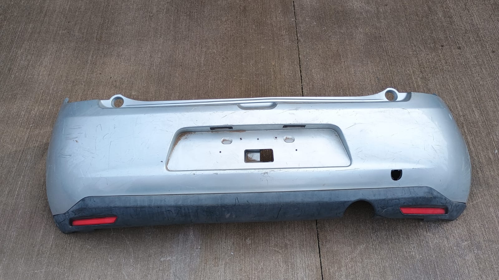 Parachoque trasero citroen c3 2012 2013 2014 2015 2016
