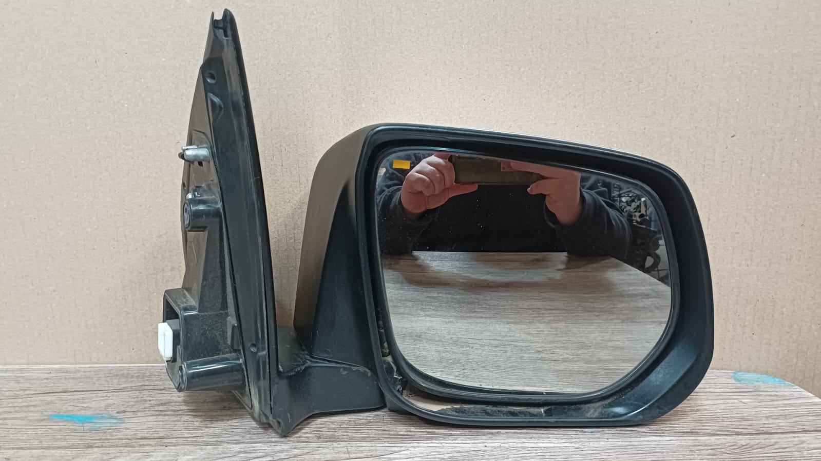 Espejo puerta derecho chevrolet dmax