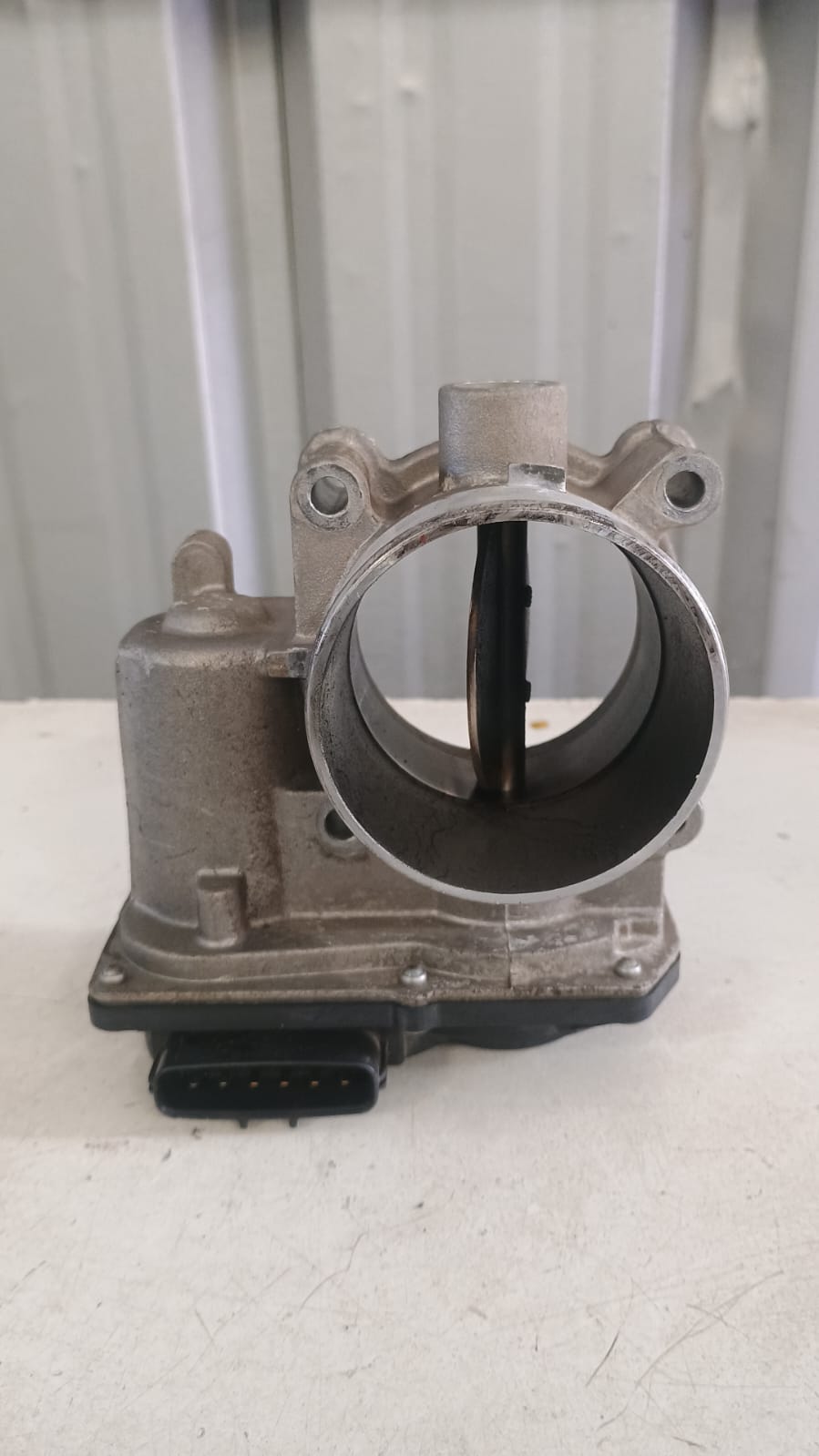 Cuerpo de aceleracion mitsubishi l200