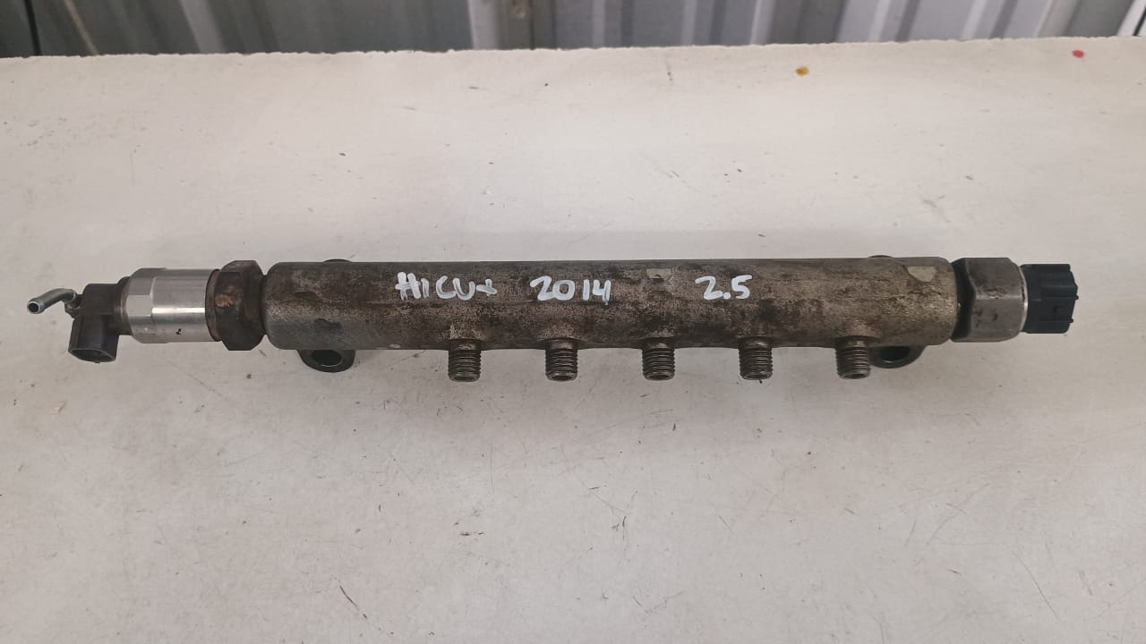 Riel de inyeccion diesel con bulbo toyota hilux