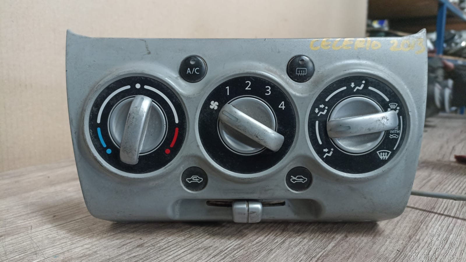 Comando de calefaccion delantero suzuki celerio