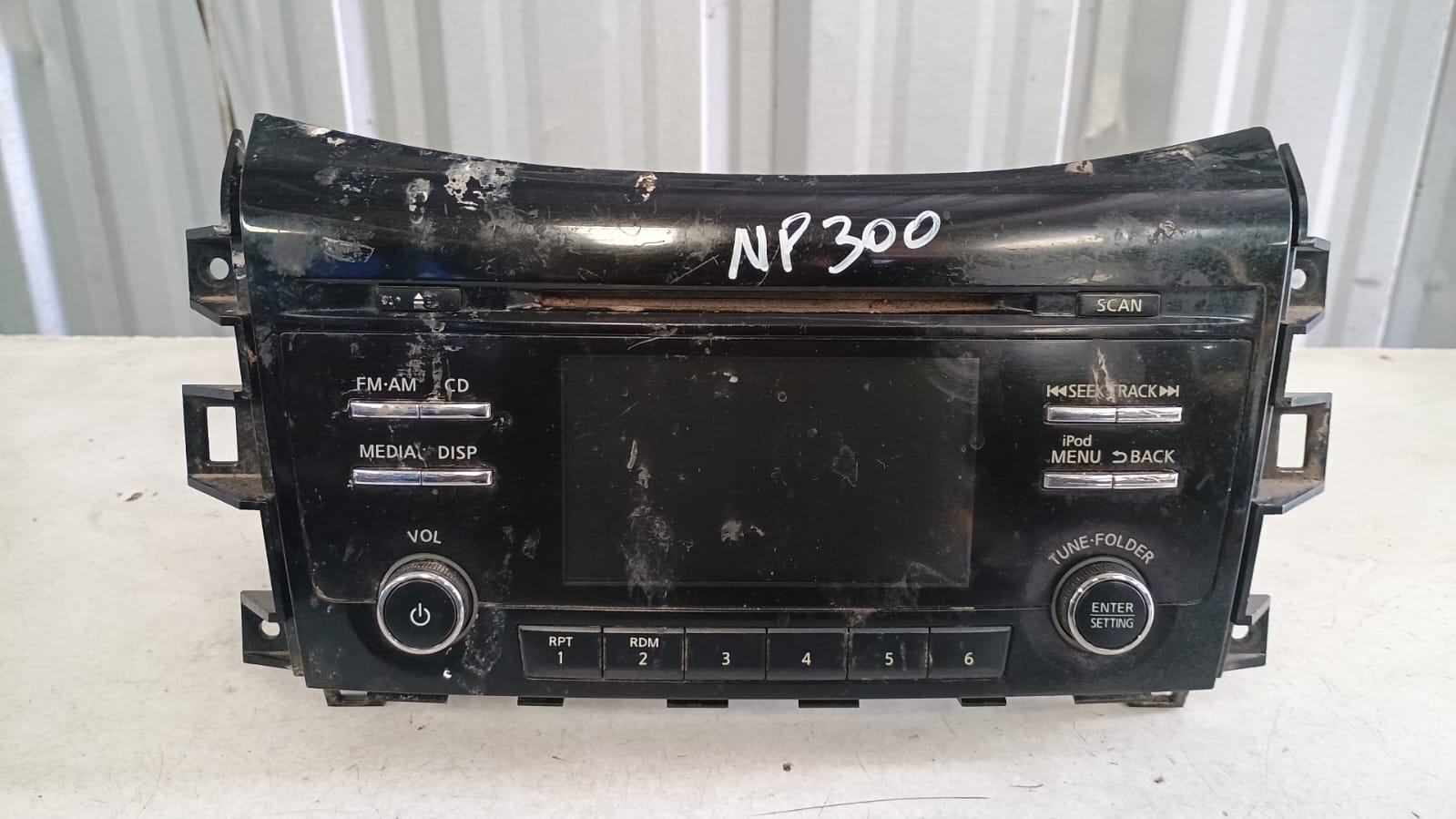 Radio pantalla nissan np300