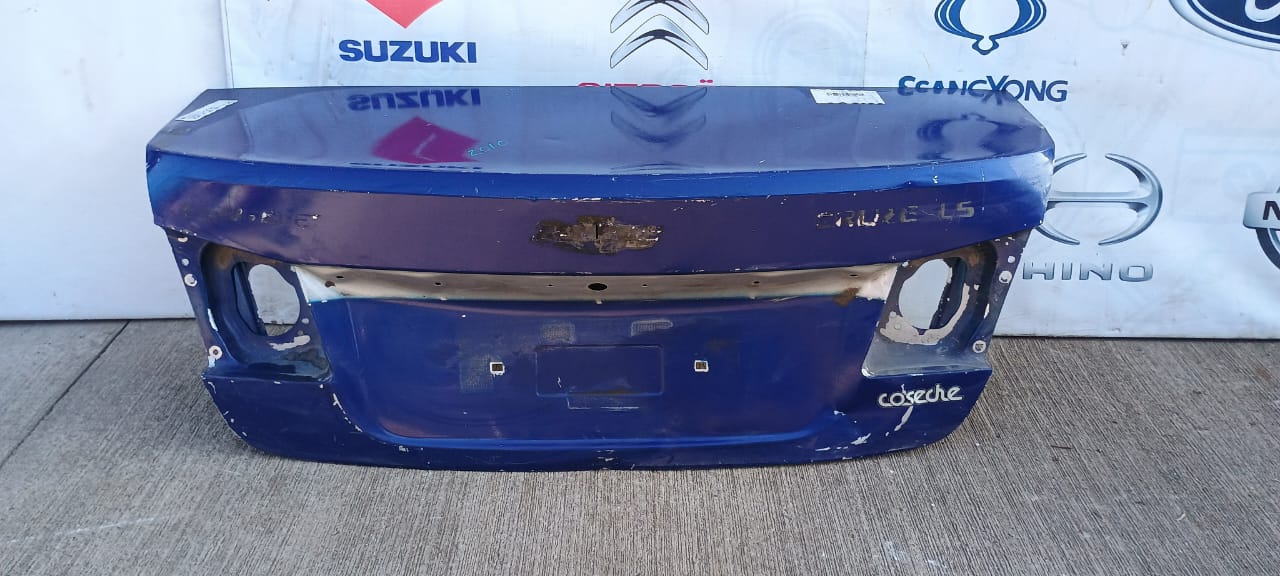 Tapa maleta / portalon chevrolet cruze 2009 2010 2011 2012 2013 2014 2015