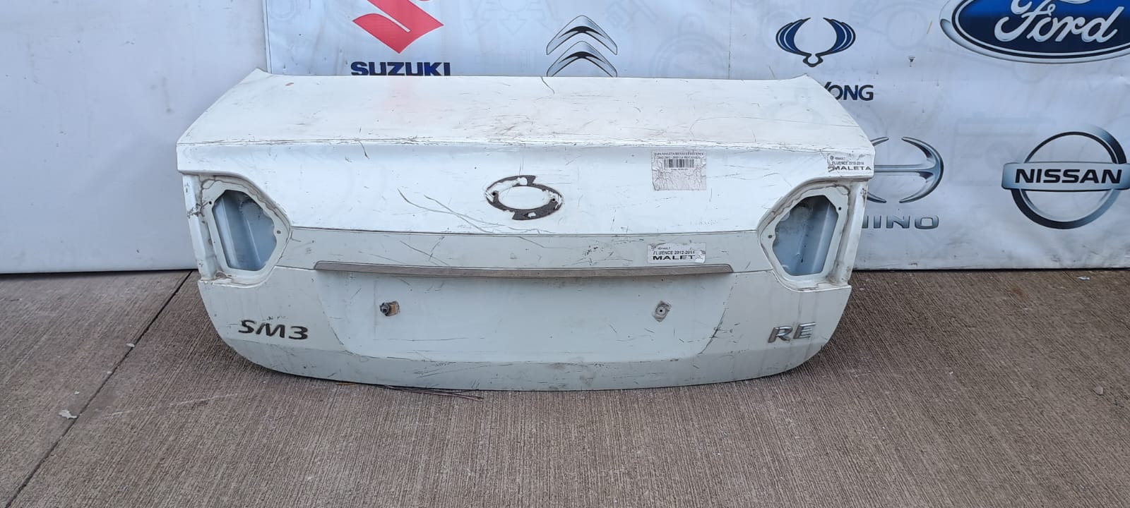 Tapa maleta / portalon renault fluence 2012 2013 2014 2015 2016 2017 2018