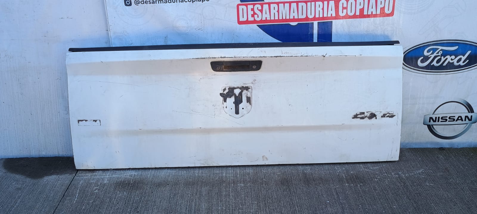 Tapa maleta / portalon dodge ram 2012 2013 2014 2015 2016 2017 2018 2019