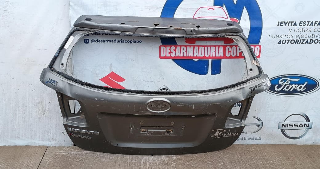 Tapa maleta / portalon kia sorento 2010 2011 2012