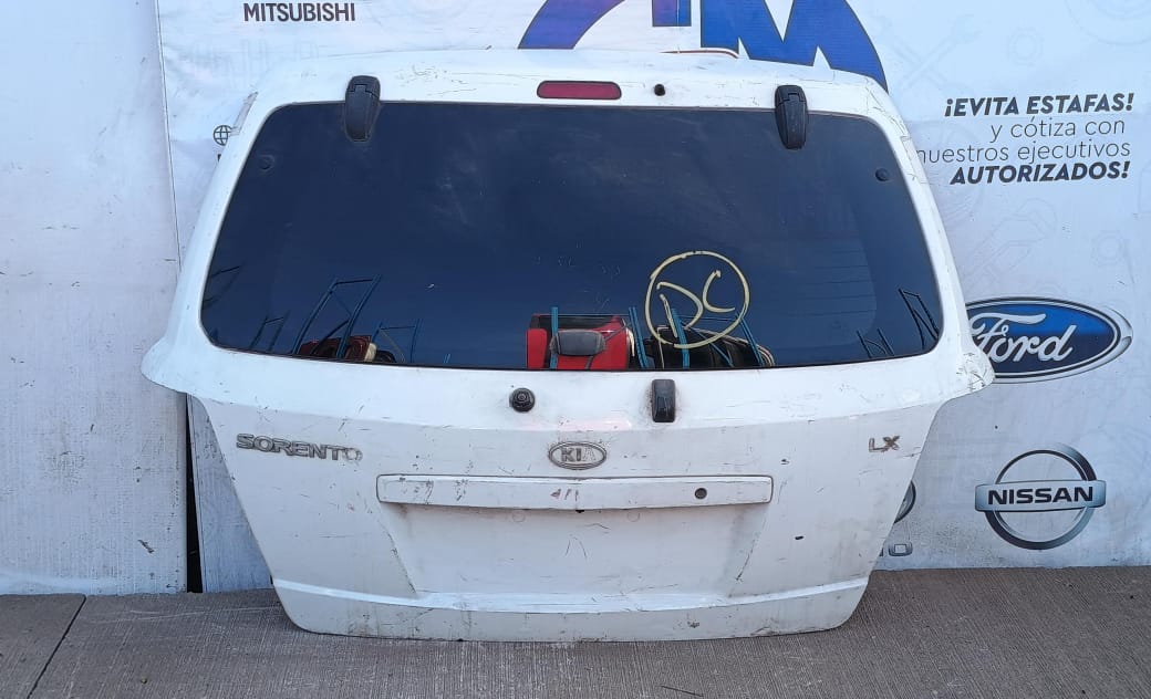 Tapa maleta / portalon kia sorento 2003 2004 2005 2006 2007 2008 2009