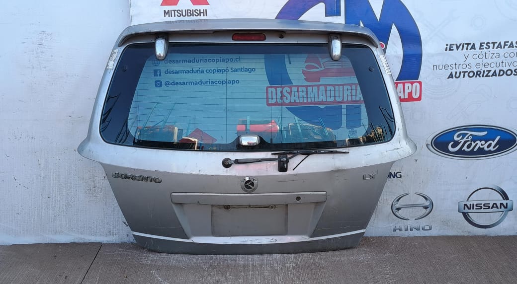Tapa maleta / portalon kia sorento 2003 2004 2005 2006 2007 2008 2009