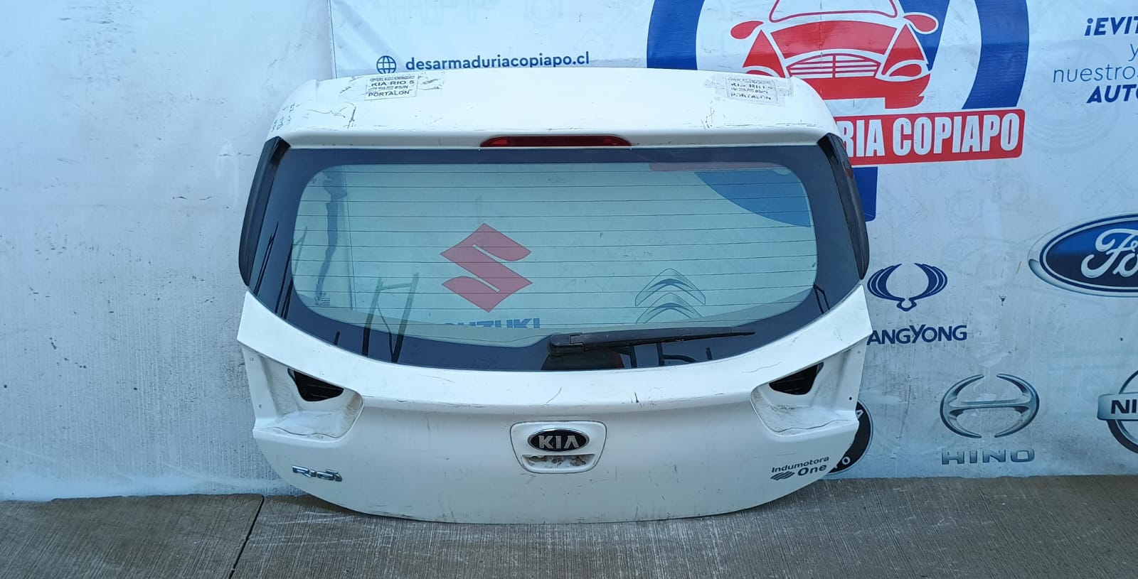 Tapa maleta / portalon kia rio 5 2018 2019 2020 2021 2022 2023