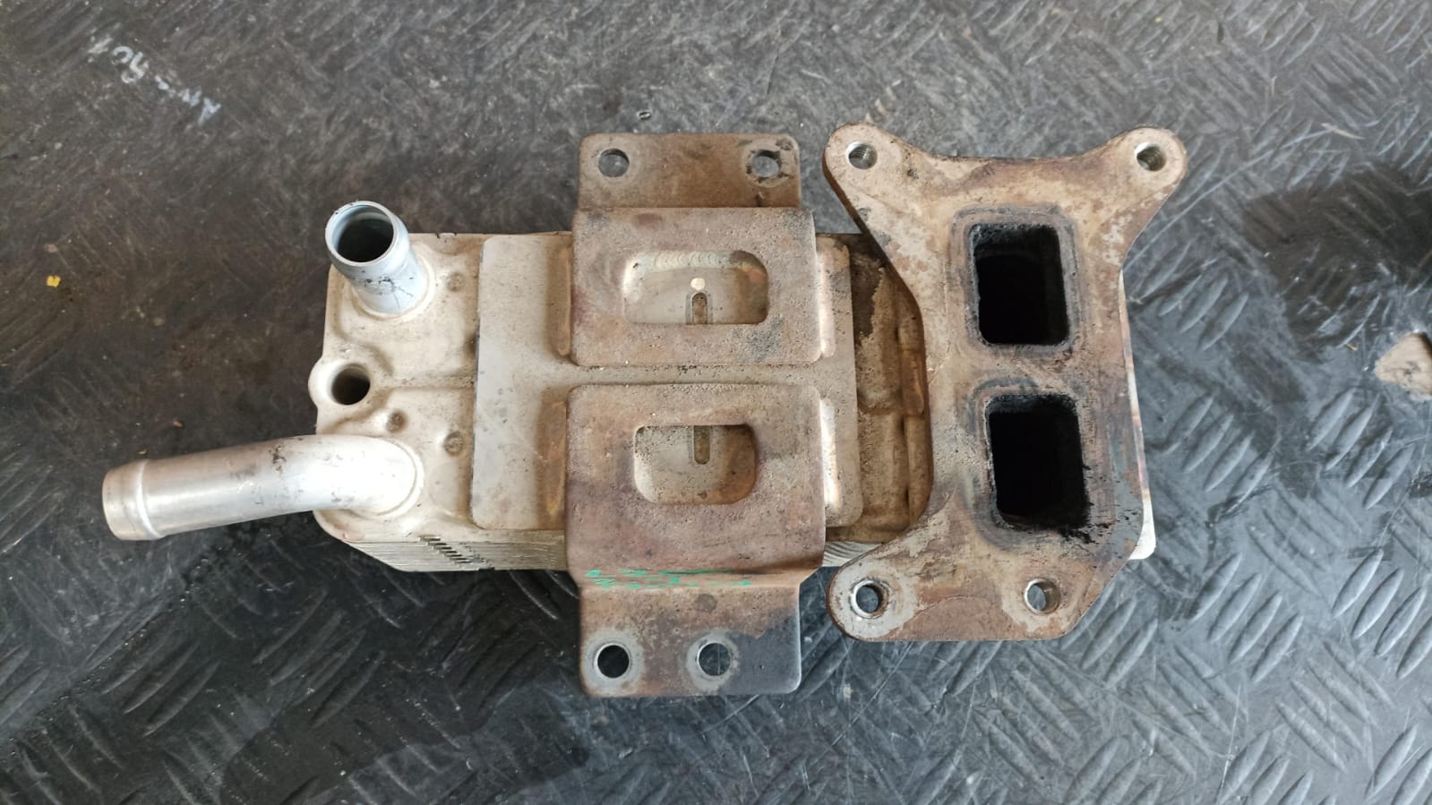 Enfriador de valvula egr mitsubishi l200
