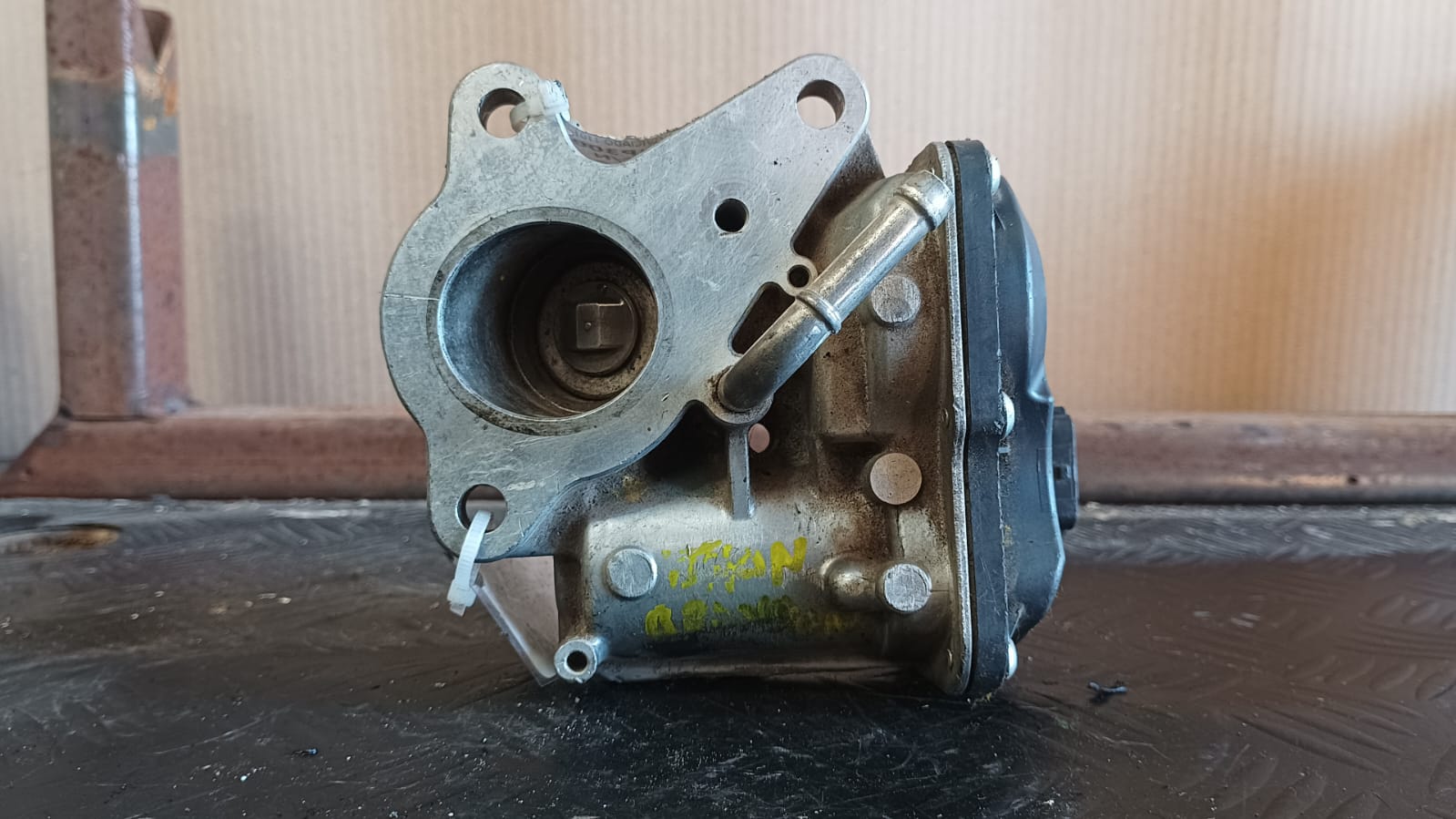 Valvula egr nissan np300