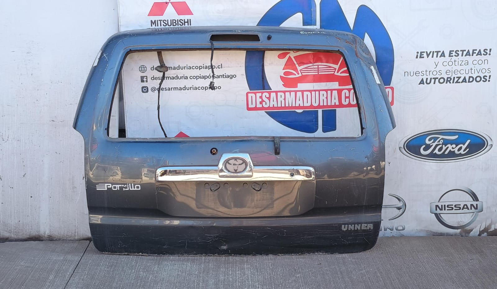 Tapa maleta / portalon toyota 4runner 2004 2005 2006 2007 2008 2009
