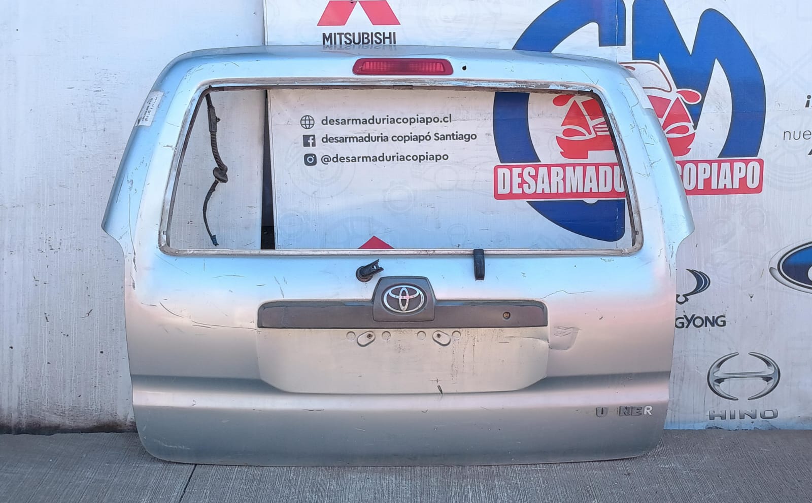 Tapa maleta / portalon toyota 4runner 2004 2005 2006 2007 2008 2009