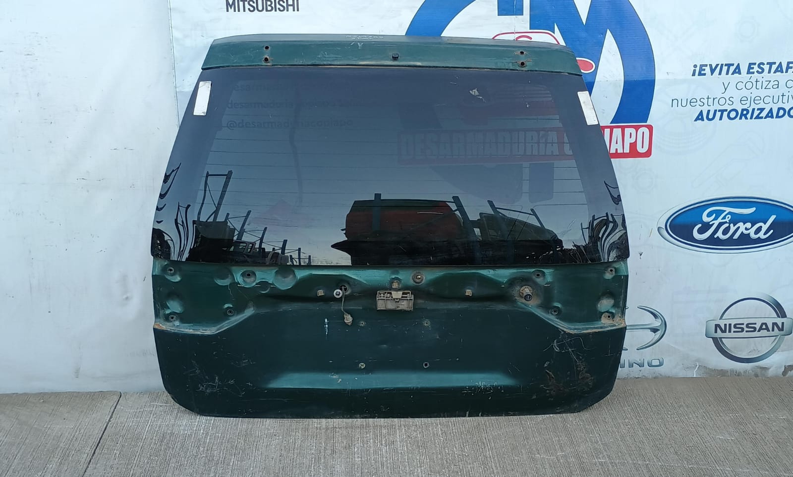 Tapa maleta / portalon mitsubishi montero sport g2 1998 1999 2000 2001 2002
