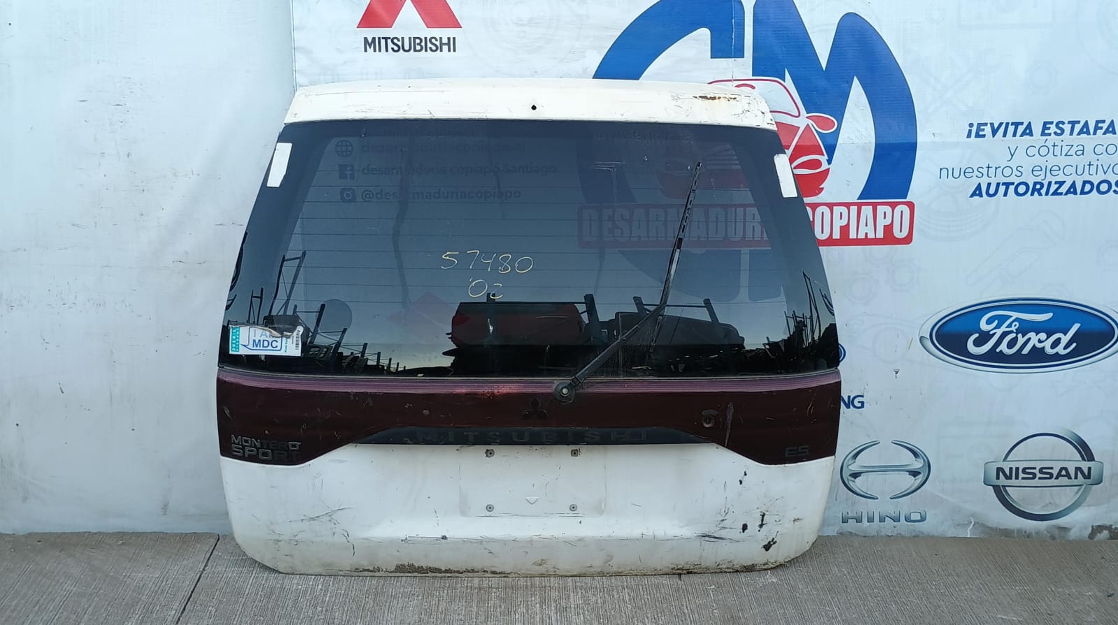Tapa maleta / portalon mitsubishi montero sport g2 1998 1999 2000 2001 2002