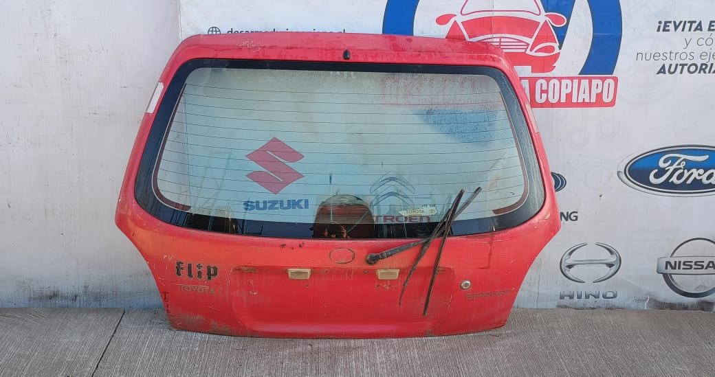 Tapa maleta / portalon toyota starlet 1996 1997 1998 1999