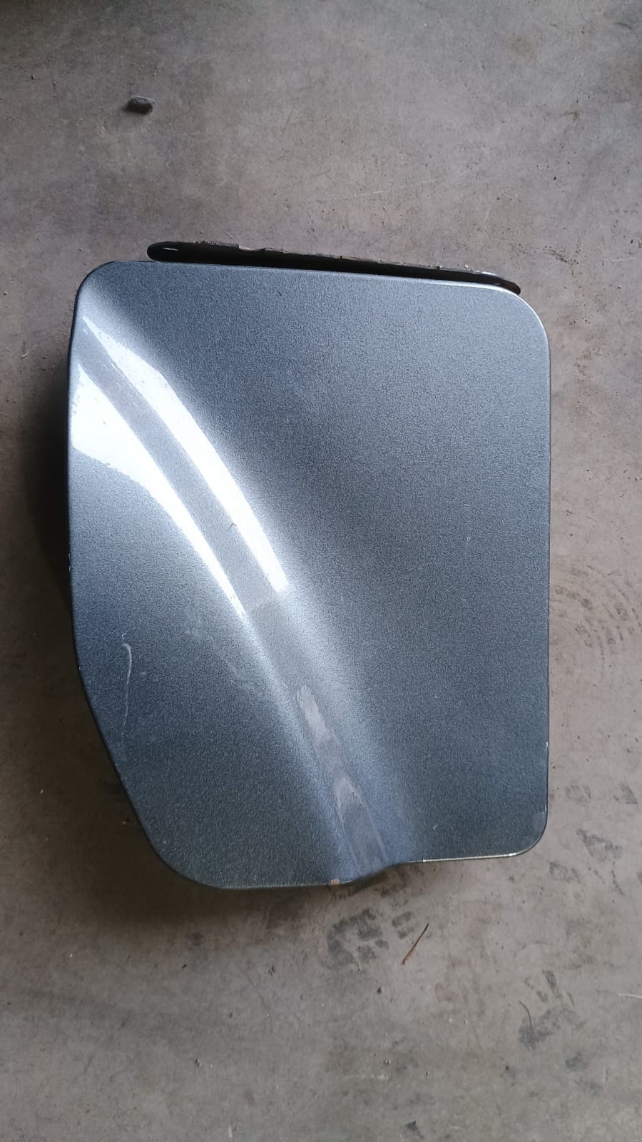 Tapa de bencina exterior nissan np300