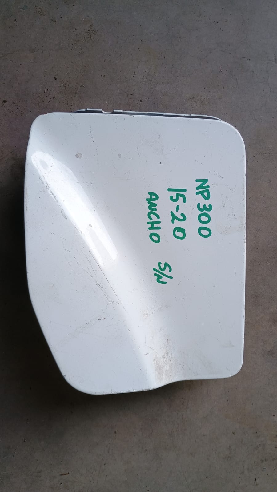 Tapa de bencina exterior nissan np300 2015 2016 2017 2018 2019 2020