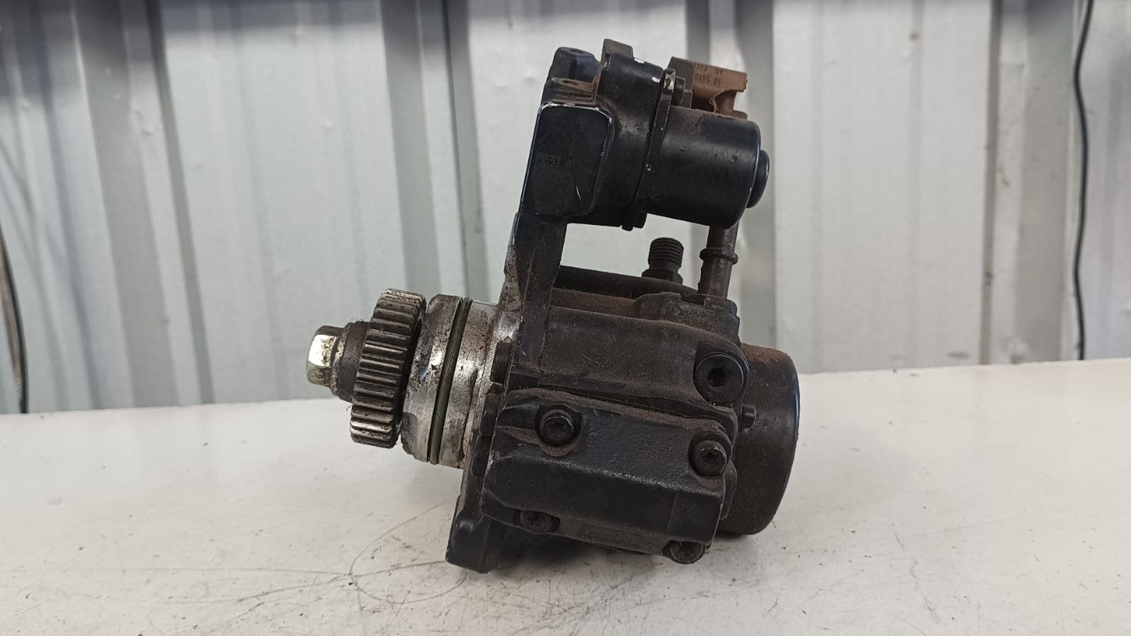 Bomba elevadora o inyectora de combustible ssangyong korando 2015 2016 2017 2018