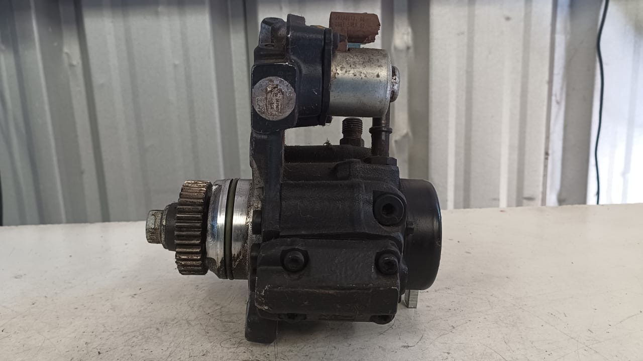 Bomba elevadora o inyectora de combustible ssangyong actyon 2015 2016 2017 2018