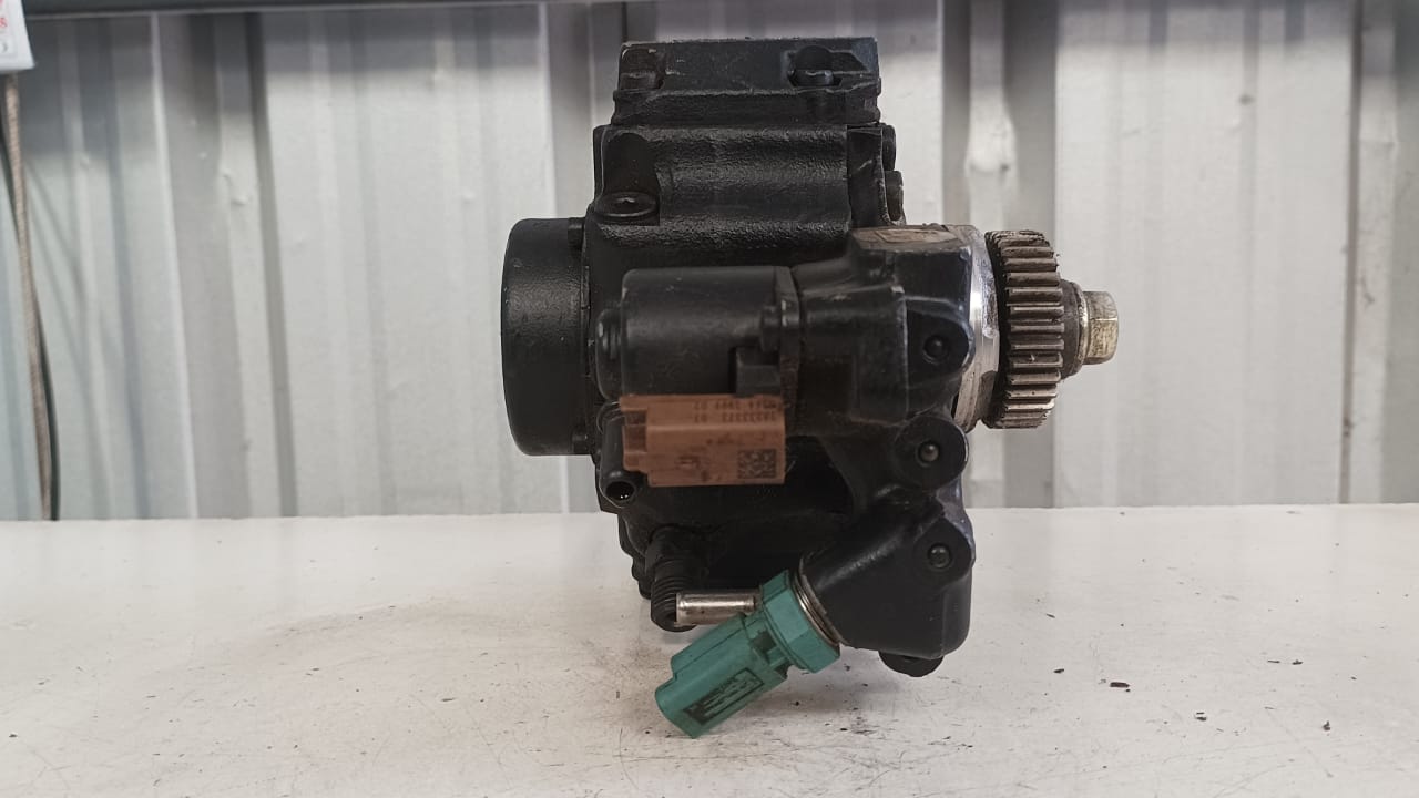 Bomba elevadora o inyectora de combustible ssangyong actyon 2015 2016 2017 2018