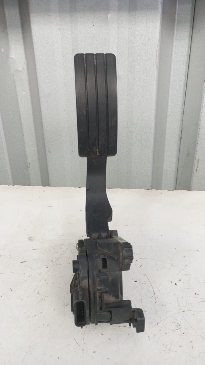 Pedal de aceleracion renault duster 2017 2018 2019