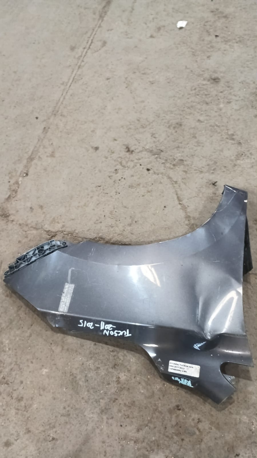 Tapabarro derecho hyundai tucson 2011 2012 2013 2014 2015