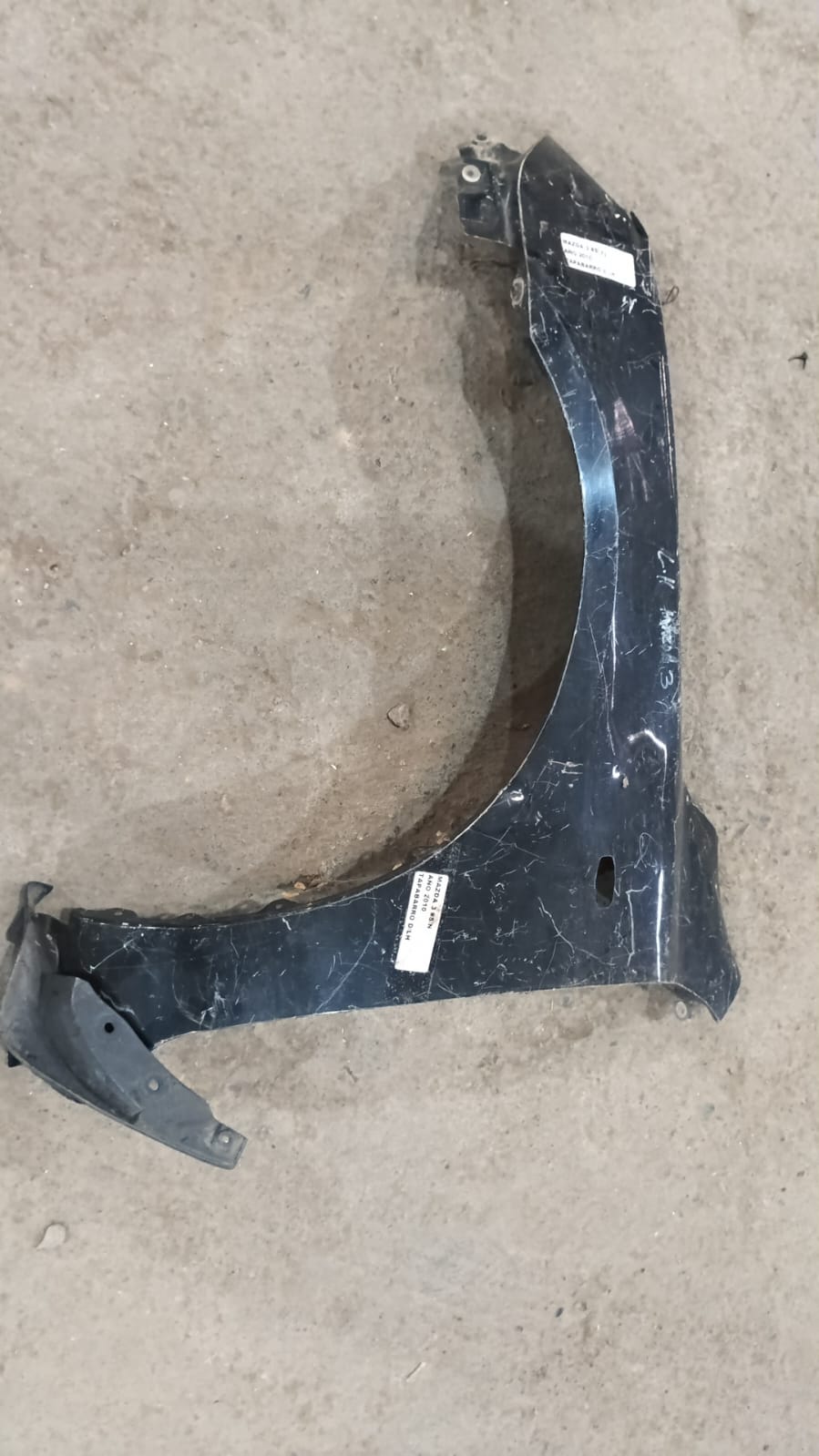 Tapabarro izquierdo mazda 3 2010 2011 2012 2013
