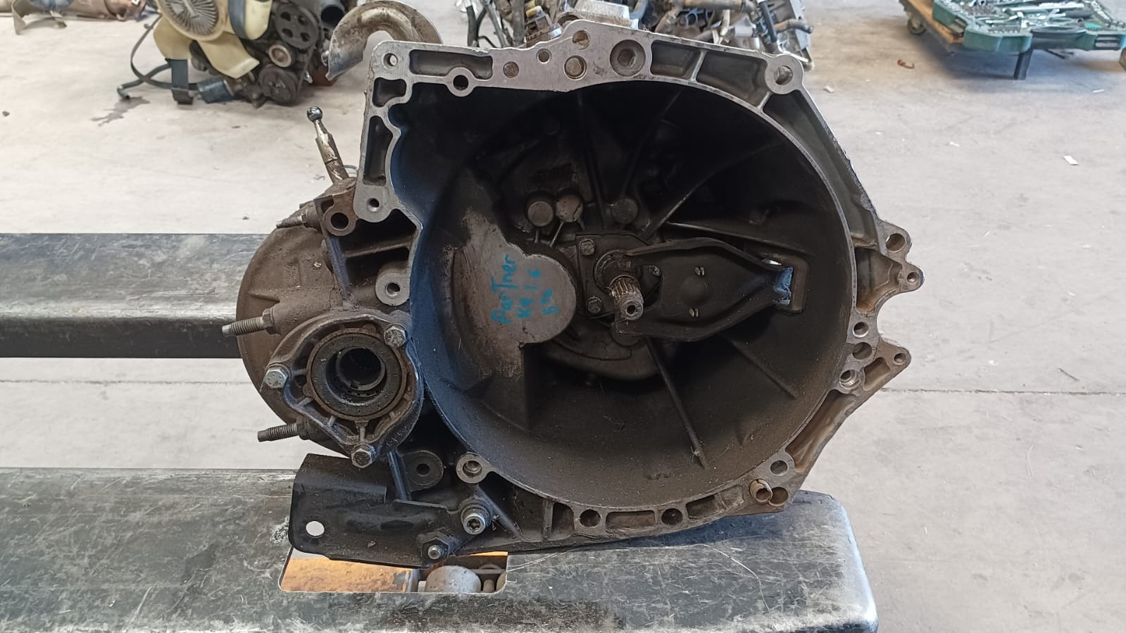 Caja de cambio mecanica peugeot partner 2019 2020 2021 2022 2023 2024