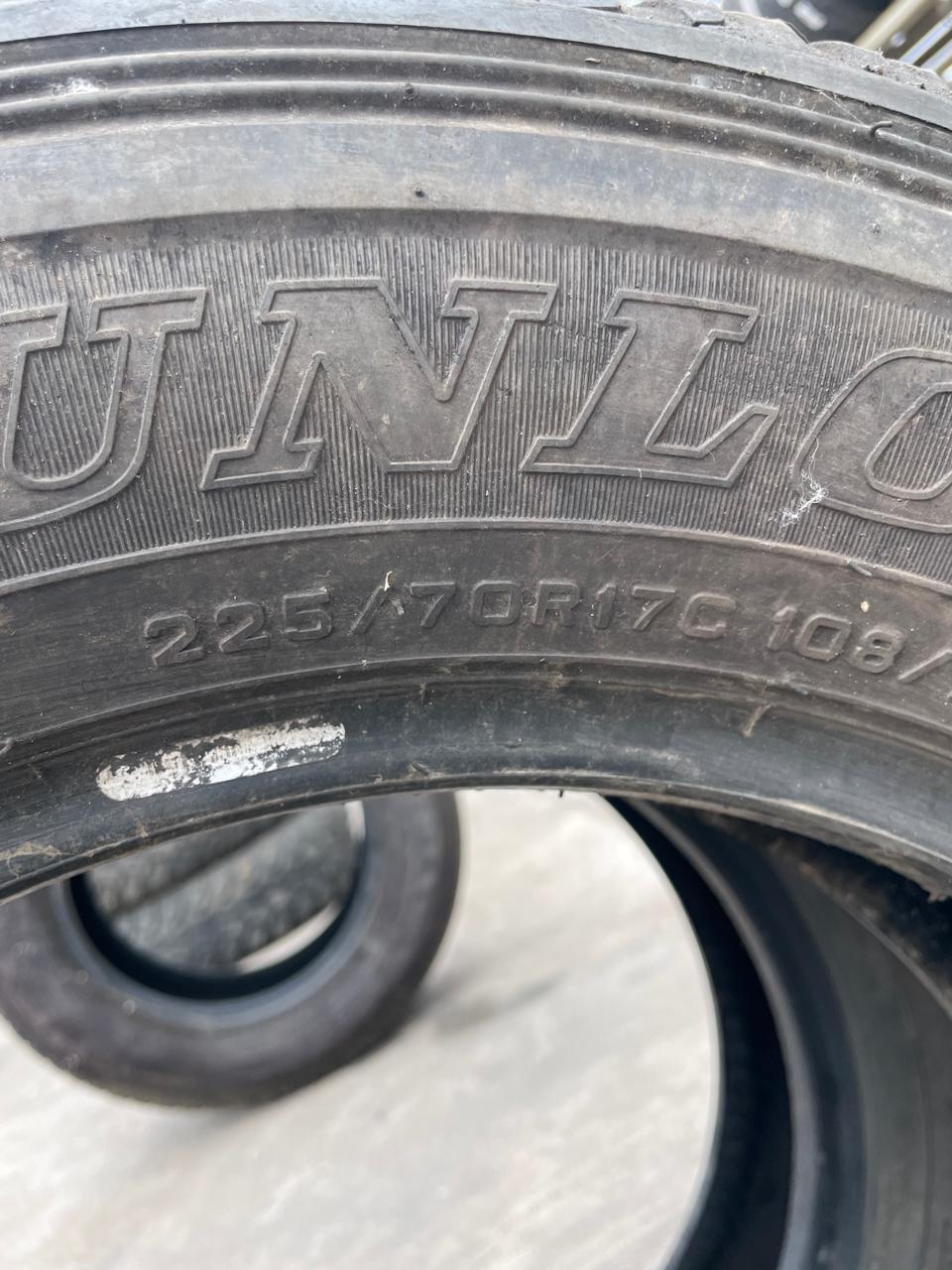 Neumatico universal universal