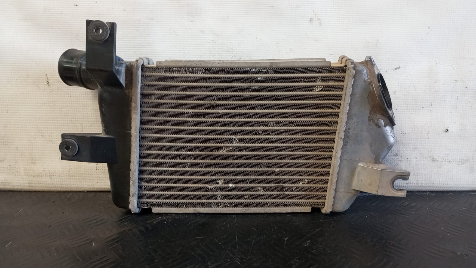 Radiador intercooler mitsubishi montero 2010 2011 2012 2013 2014