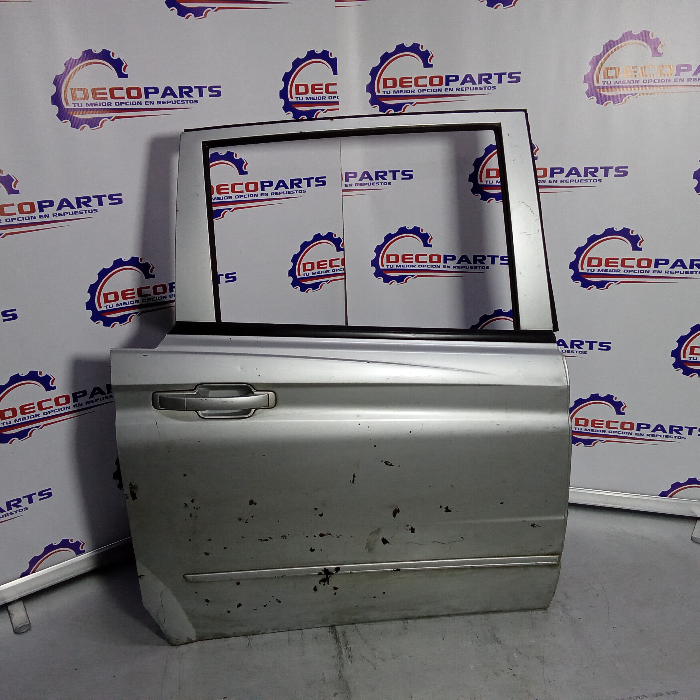 Puerta trasera derecha ssangyong actyon 2006 2007 2008 2009 2010 2011