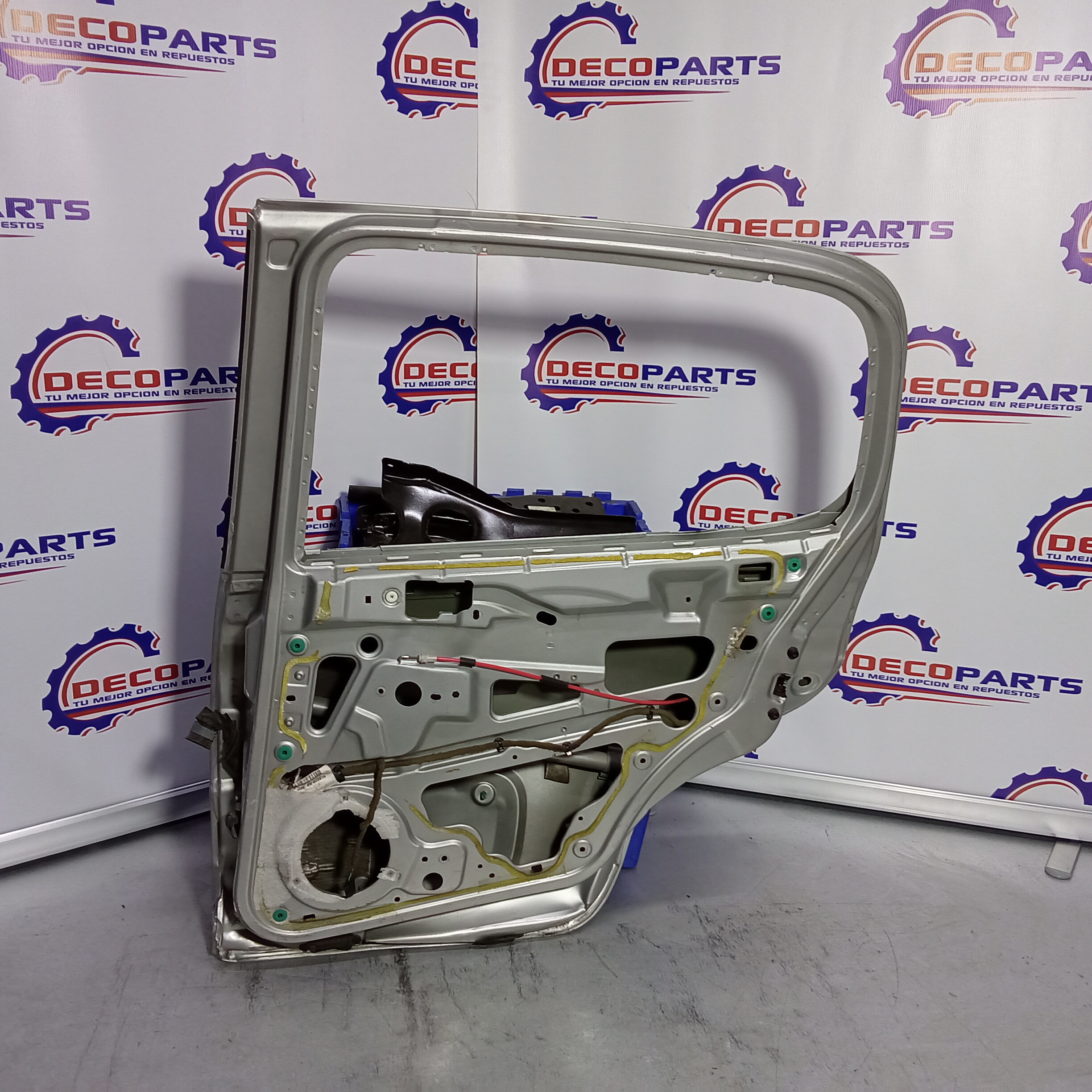 Puerta trasera derecha fiat uno way 2016 2017